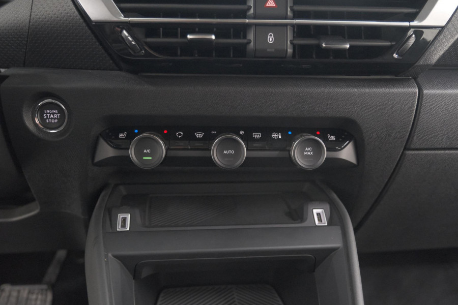 Citroën Ë-C4 Shine 50 kWh | Camera | Pack Winter | Apple Carplay | Navigatie