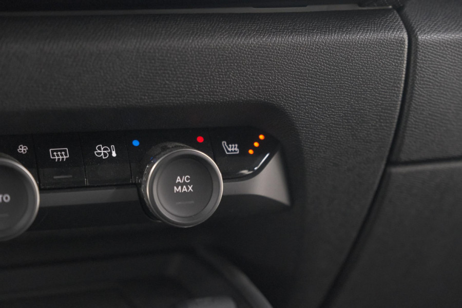 Citroën Ë-C4 Shine 50 kWh | Camera | Pack Winter | Apple Carplay | Navigatie