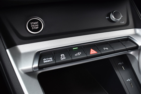 Audi Q3 45 TFSI e 245pk S-TRONIC PRO-LINE VIRTUAL/PDC/CARPLAY