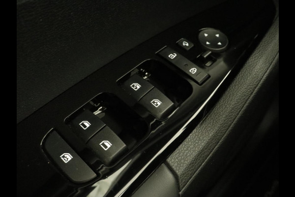 Kia Sportage 1.6 T-GDi Plug-in Hybrid AWD DynamicLine | Adaptive cruise | Camera | Carplay | Navigatie | Full LED | Parkeerhulp | Digital Cockpit | PHEV | Plug In