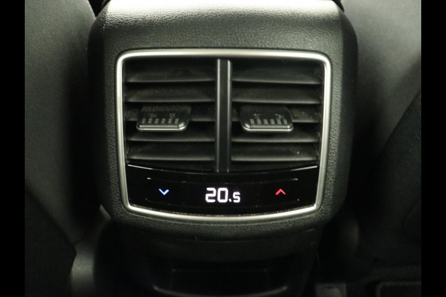 Kia Sportage 1.6 T-GDi Plug-in Hybrid AWD DynamicLine | Adaptive cruise | Camera | Carplay | Navigatie | Full LED | Parkeerhulp | Digital Cockpit | PHEV | Plug In