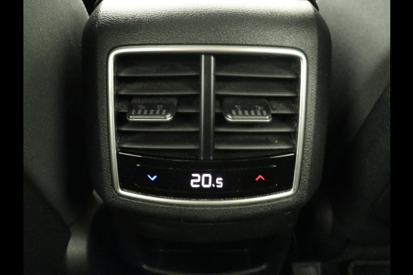 Kia Sportage 1.6 T-GDi Plug-in Hybrid AWD DynamicLine | Adaptive cruise | Camera | Carplay | Navigatie | Full LED | Parkeerhulp | Digital Cockpit | PHEV | Plug In