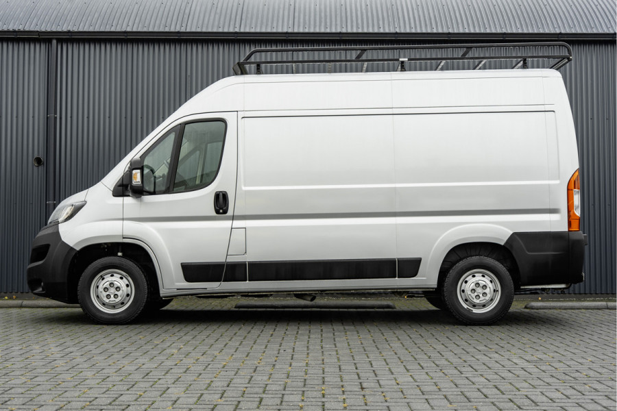 Peugeot Boxer 330 BlueHDI | L2H2 | Imperiaal | Ladder | Camera | Navi | Cruise | Airco | Euro 6
