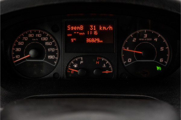 Peugeot Boxer 330 BlueHDI | L2H2 | Imperiaal | Ladder | Camera | Navi | Cruise | Airco | Euro 6