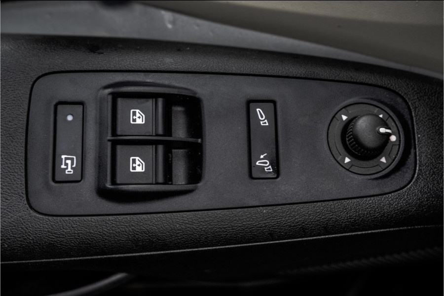 Peugeot Boxer 330 BlueHDI | L2H2 | Imperiaal | Ladder | Camera | Navi | Cruise | Airco | Euro 6