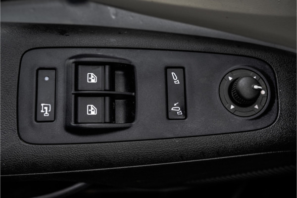Peugeot Boxer 330 BlueHDI | L2H2 | Imperiaal | Ladder | Camera | Navi | Cruise | Airco | Euro 6