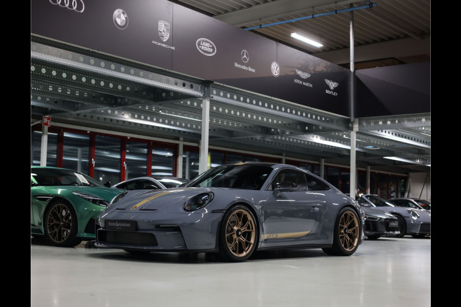 Porsche 911 4.0 GT3 Touring | Arctic Grey - Sport Chrono - Lift