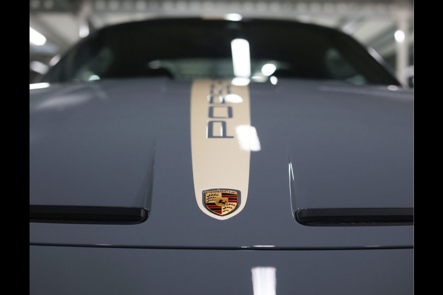 Porsche 911 4.0 GT3 Touring | Arctic Grey - Sport Chrono - Lift