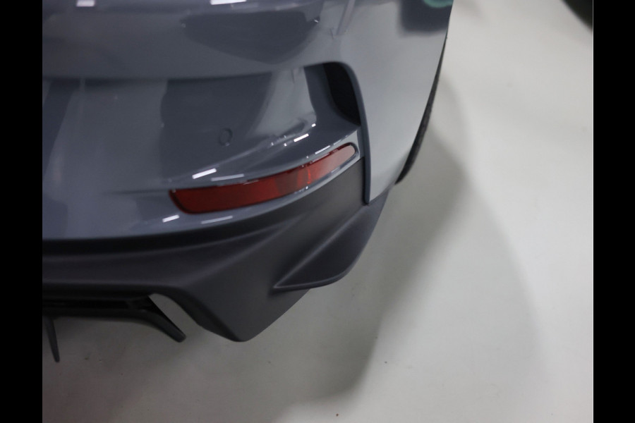 Porsche 911 4.0 GT3 Touring | Arctic Grey - Sport Chrono - Lift