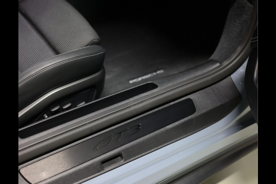 Porsche 911 4.0 GT3 Touring | Arctic Grey - Sport Chrono - Lift