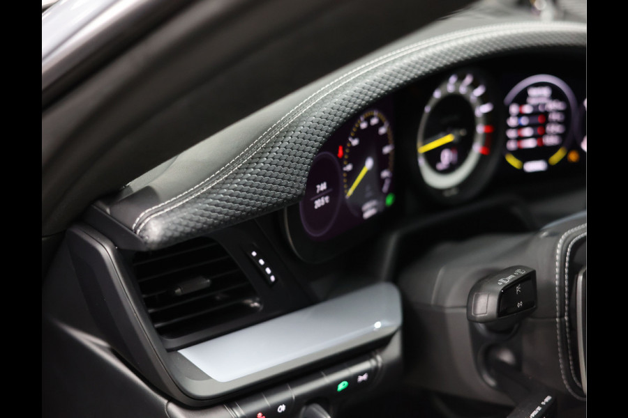 Porsche 911 4.0 GT3 Touring | Arctic Grey - Sport Chrono - Lift