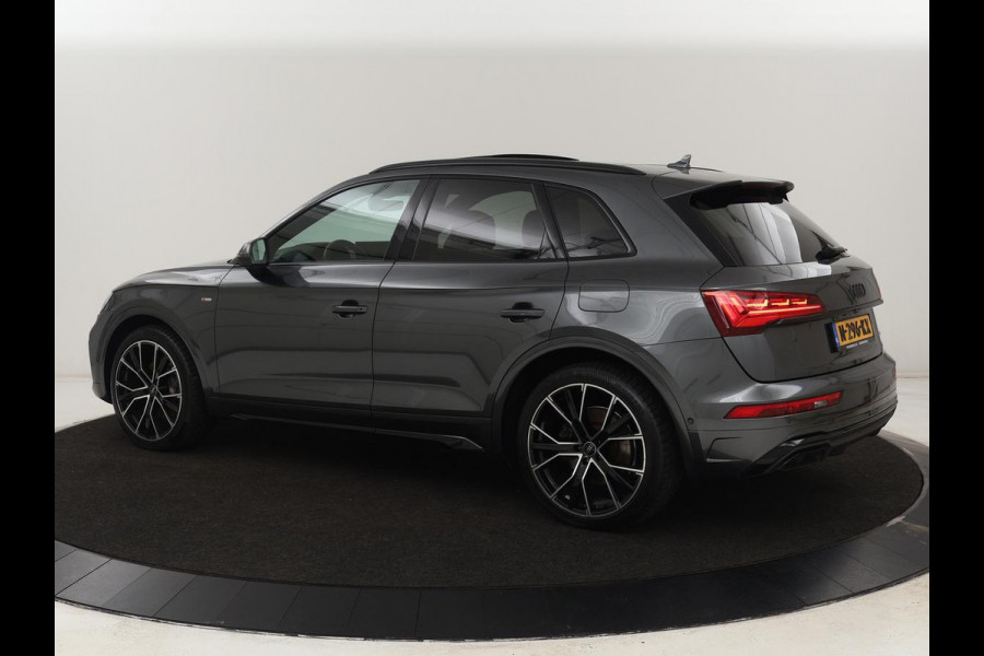 Audi Q5 55 TFSIe S edition | Panoramadak | 360 Camera | Massage | Adaptive cruise | Bang & Olufsen | Luchtvering | Head-Up | Achterbankverwarming | Carplay | Trekhaak | Stuurverwarming | Matrix LED | PHEV | Plug In
