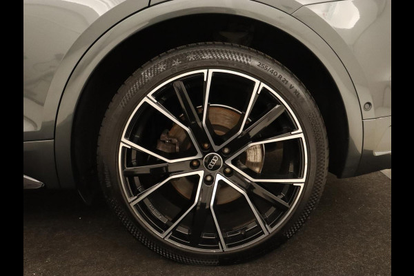 Audi Q5 55 TFSIe S edition | Panoramadak | 360 Camera | Massage | Adaptive cruise | Bang & Olufsen | Luchtvering | Head-Up | Achterbankverwarming | Carplay | Trekhaak | Stuurverwarming | Matrix LED | PHEV | Plug In