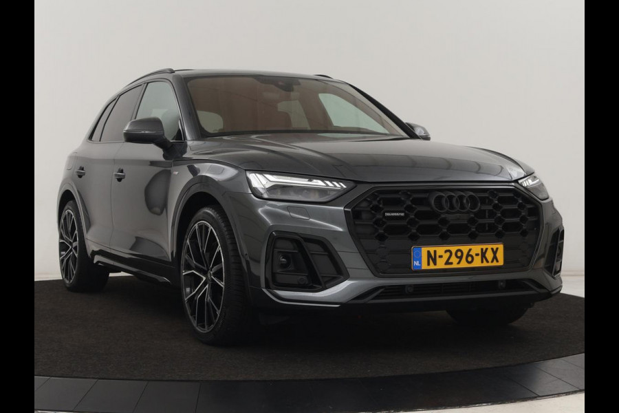 Audi Q5 55 TFSIe S edition | Panoramadak | 360 Camera | Massage | Adaptive cruise | Bang & Olufsen | Luchtvering | Head-Up | Achterbankverwarming | Carplay | Trekhaak | Stuurverwarming | Matrix LED | PHEV | Plug In