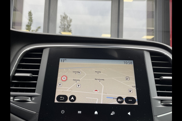 Renault MEGANE Estate 1.6 E-Tech Plug-In Hybrid 160 Business Zen