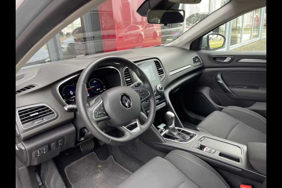 Renault MEGANE Estate 1.6 E-Tech Plug-In Hybrid 160 Business Zen