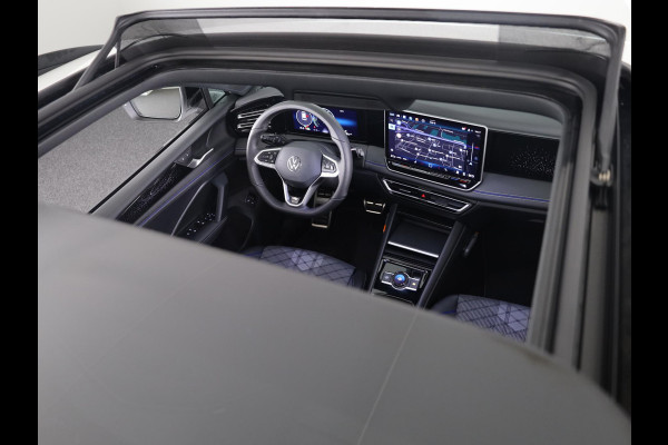 Volkswagen Tiguan 1.5 eHybrid R-Line Edition 204PK PHEV | Verlengde garantie | Panorama dak | Trekhaak | Black Style | Matrix koplampen |  Assistance pakket plus |