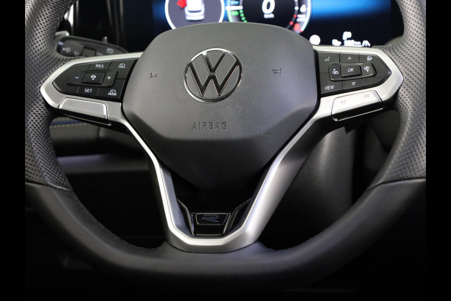 Volkswagen Tiguan 1.5 eHybrid R-Line Edition 204PK PHEV | Verlengde garantie | Panorama dak | Trekhaak | Black Style | Matrix koplampen |  Assistance pakket plus |
