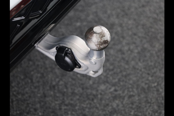 Volkswagen Tiguan 1.5 eHybrid R-Line Edition 204PK PHEV | Verlengde garantie | Panorama dak | Trekhaak | Black Style | Matrix koplampen |  Assistance pakket plus |