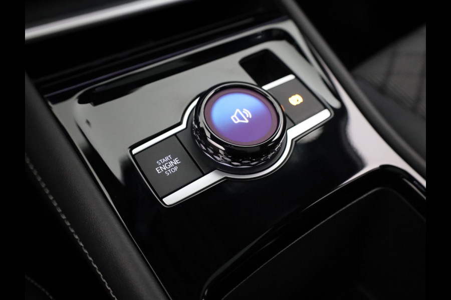 Volkswagen Tiguan 1.5 eHybrid R-Line Edition 204PK PHEV | Verlengde garantie | Panorama dak | Trekhaak | Black Style | Matrix koplampen |  Assistance pakket plus |
