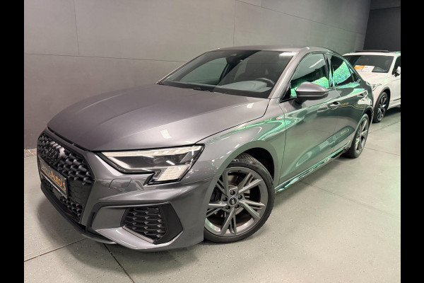 Audi A3 Limousine 35 TFSI 2X S-LINE BLACK-LINE V-COCKPIT/NAVI/DAB/CARPLAY/ECC/PDC/CRUISE///