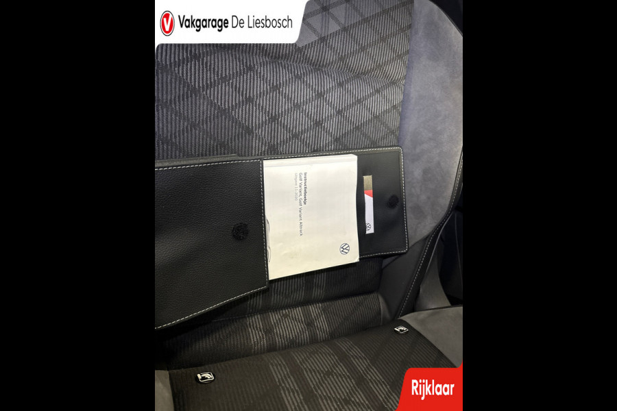 Volkswagen GOLF Variant 1.5 eTSI R-Line Business+/navi/camera/apple carplay/trekhaak