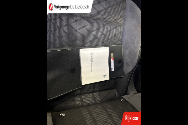 Volkswagen GOLF Variant 1.5 eTSI R-Line Business+/navi/camera/apple carplay/trekhaak