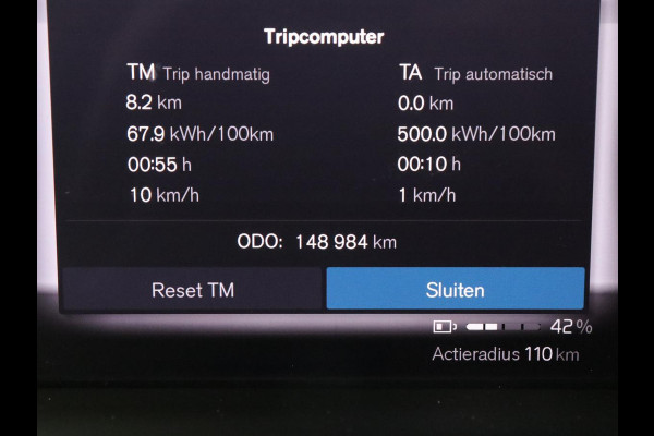 Volvo XC40 Recharge P8 AWD R Design | Panoramadak | Trekhaak | Stoel & stuurverwarming | Adaptive cruise | Carplay | Full LED | Camera | Leder/Alcantara | Keyless