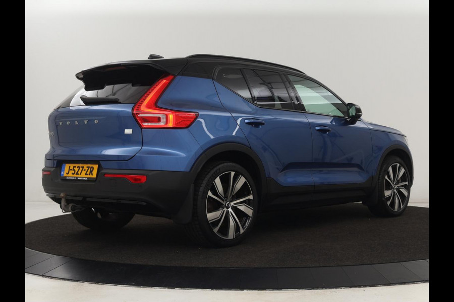 Volvo XC40 Recharge P8 AWD R Design | Panoramadak | Trekhaak | Stoel & stuurverwarming | Adaptive cruise | Carplay | Full LED | Camera | Leder/Alcantara | Keyless