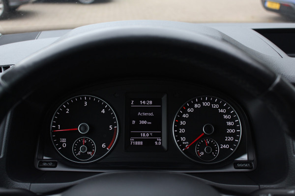 Volkswagen Caddy 2.0 TDI L1H1 BMT Highline / Trekhaak / Apple CarPlay / Navigatie / Xenon / 17'' / Parkeerhulp achter / Zijschuifdeur rechts / Cruise Control