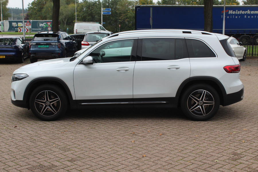 Mercedes-Benz EQB 250+ Luxury Line 71 kWh / Camera / Apple CarPlay / Half leder / Keyless / 18'' / Navigatie / DAB / Dodehoek / Cruise Control
