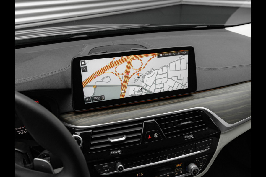 BMW 6 Serie Gran Turismo 640i xDrive - Integral Active Steering - Stoelverwarming Voor+Achter - GT BMW 6 Serie Gran Turismo 640i xDrive - Integral Active Steering - Stoelverwarming Voor+Achter - GT