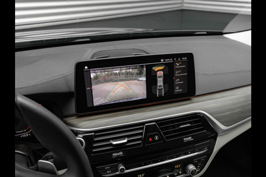 BMW 6 Serie Gran Turismo 640i xDrive - Integral Active Steering - Stoelverwarming Voor+Achter - GT BMW 6 Serie Gran Turismo 640i xDrive - Integral Active Steering - Stoelverwarming Voor+Achter - GT