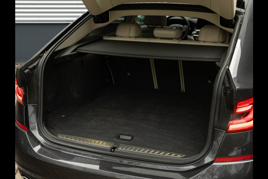 BMW 6 Serie Gran Turismo 640i xDrive - Integral Active Steering - Stoelverwarming Voor+Achter - GT BMW 6 Serie Gran Turismo 640i xDrive - Integral Active Steering - Stoelverwarming Voor+Achter - GT