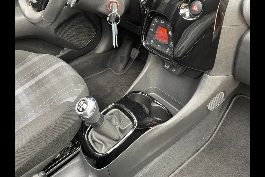 Peugeot 108 1.0 e-VTi Allure TOP! Caprplay / Open Dak / Camera
