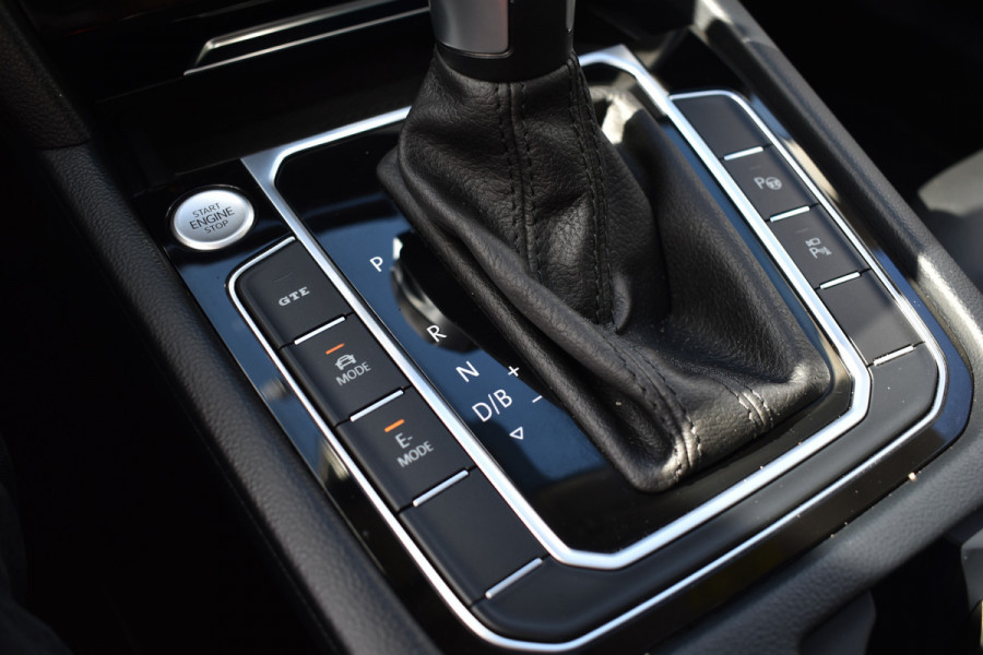 Volkswagen Arteon Shooting Brake 218PK [PHEV] ELEGANCE BUSINESS+ LEDER/HEAD-UP/PANORAMADAK