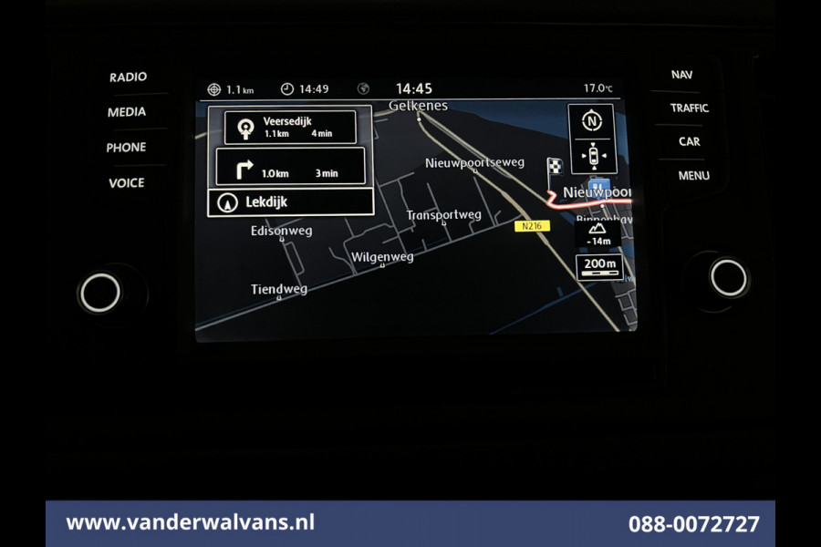Volkswagen Crafter 2.0 TDI 140pk L3H3 L2H2 Euro6 Airco | 3000kg Trekhaak | Navigatie | Apple Carplay Android Auto, Cruisecontrol, Parkeersensoren, Bijrijdersbank