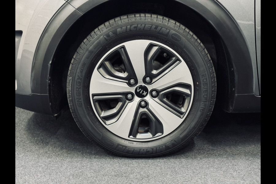 Kia Niro 1.6 GDi Hybrid DynamicLine | Trekhaak | Camera | Navi