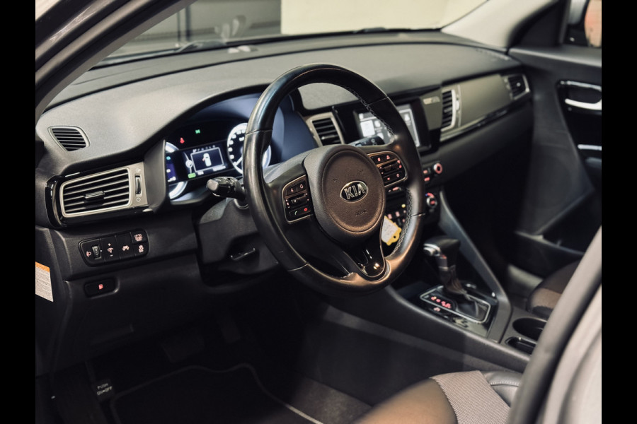 Kia Niro 1.6 GDi Hybrid DynamicLine | Trekhaak | Camera | Navi