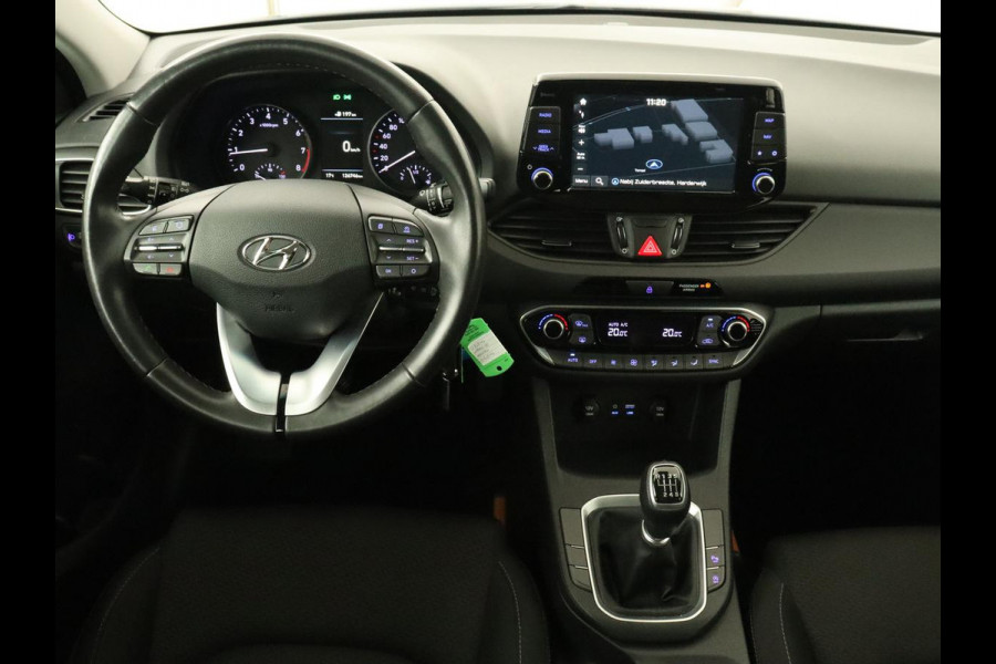 Hyundai i30 1.4 T-GDI Comfort | Carplay | Trekhaak | Camera | Navigatie | Climate control | Cruise control | Parkeerhulp