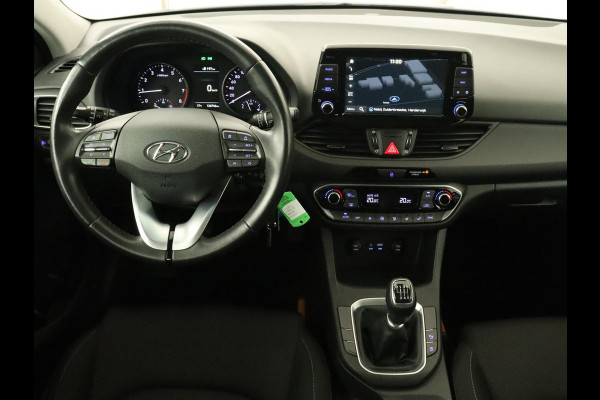 Hyundai i30 1.4 T-GDI Comfort | Carplay | Trekhaak | Camera | Navigatie | Climate control | Cruise control | Parkeerhulp