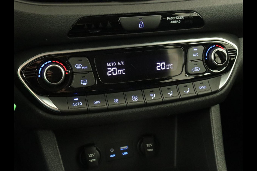 Hyundai i30 1.4 T-GDI Comfort | Carplay | Trekhaak | Camera | Navigatie | Climate control | Cruise control | Parkeerhulp