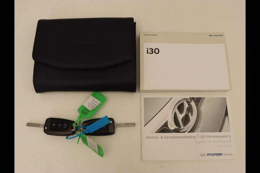 Hyundai i30 1.4 T-GDI Comfort | Carplay | Trekhaak | Camera | Navigatie | Climate control | Cruise control | Parkeerhulp