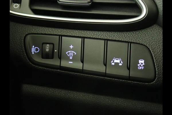 Hyundai i30 1.4 T-GDI Comfort | Carplay | Trekhaak | Camera | Navigatie | Climate control | Cruise control | Parkeerhulp