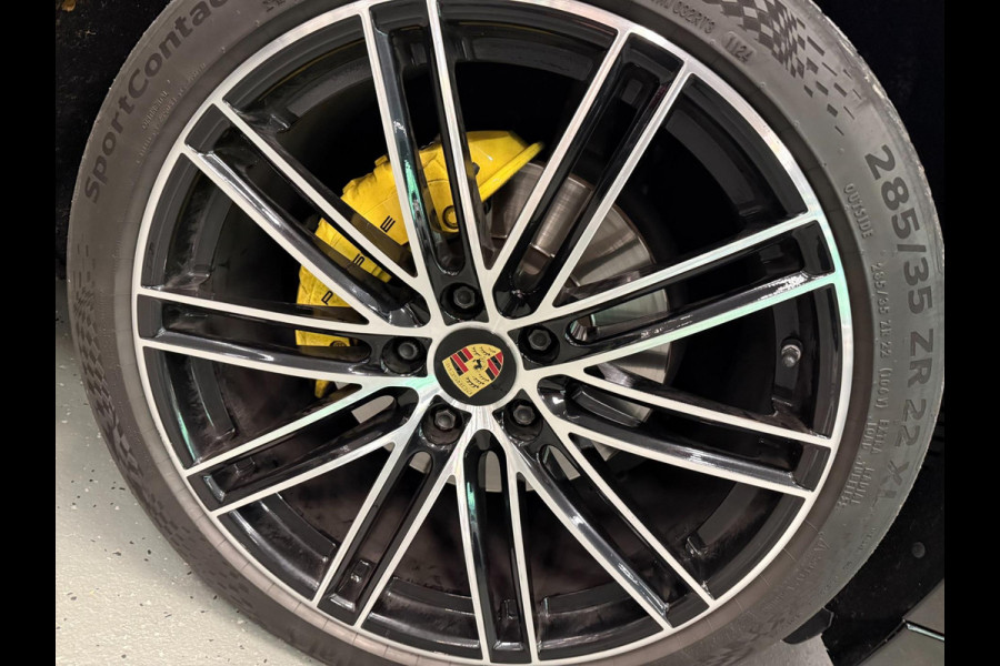 Porsche Cayenne Coupé 3.0 E-Hybrid TECHART FULL-OPTION!!!