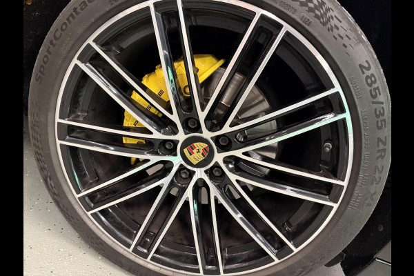 Porsche Cayenne Coupé 3.0 E-Hybrid TECHART FULL-OPTION!!!