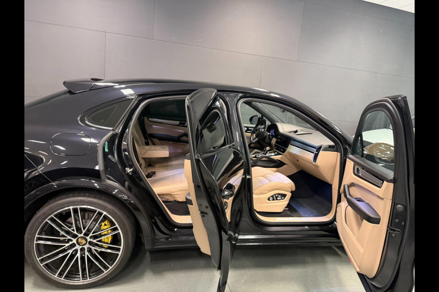 Porsche Cayenne Coupé 3.0 E-Hybrid TECHART FULL-OPTION!!!