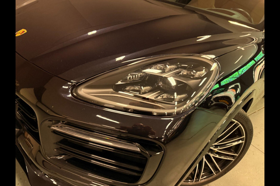 Porsche Cayenne Coupé 3.0 E-Hybrid TECHART FULL-OPTION!!!