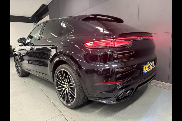 Porsche Cayenne Coupé 3.0 E-Hybrid TECHART FULL-OPTION!!!