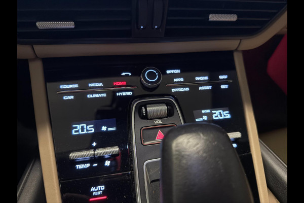 Porsche Cayenne Coupé 3.0 E-Hybrid TECHART FULL-OPTION!!!